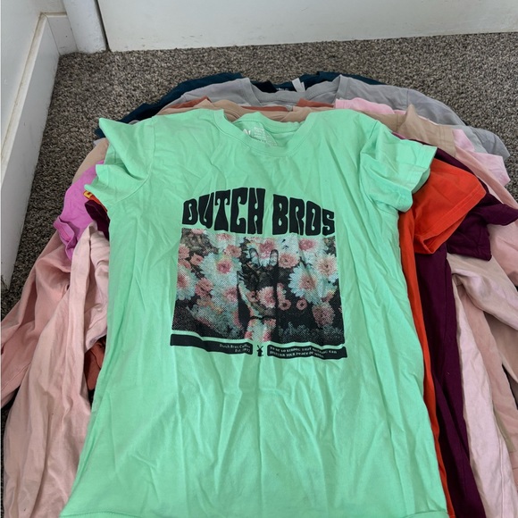 Cute flower dutch bros - Picture 1 of 1